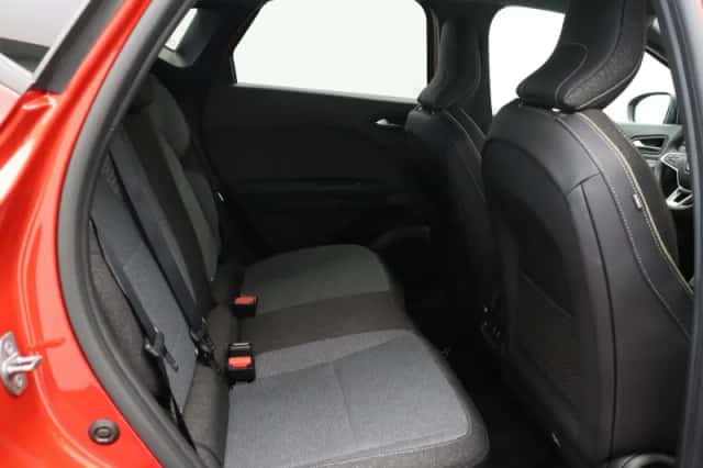 Renault Captur (2026) thumbnail 9