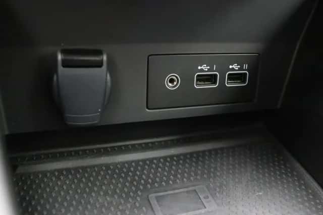 Renault Captur (2024) thumbnail 30