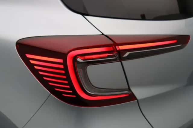 Renault Captur (2024) thumbnail 41