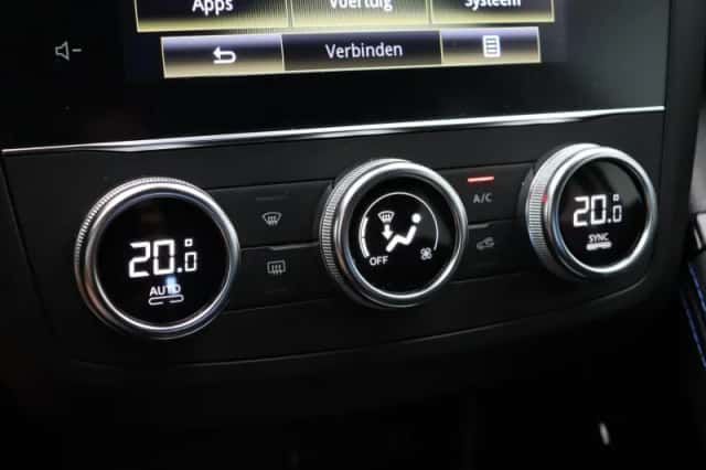 Renault Kadjar (2020) thumbnail 31