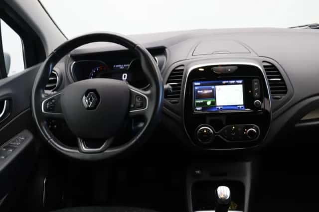 Renault Captur (2018) thumbnail 4