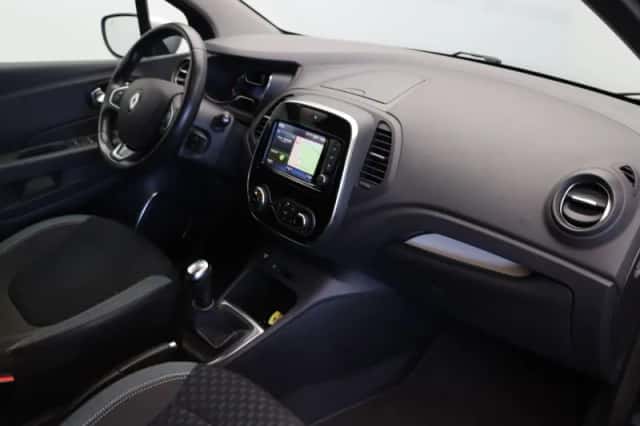 Renault Captur (2018) thumbnail 5