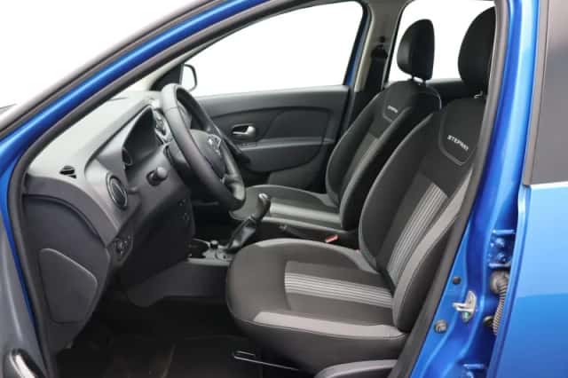 Dacia Sandero Stepway (2018) thumbnail 18