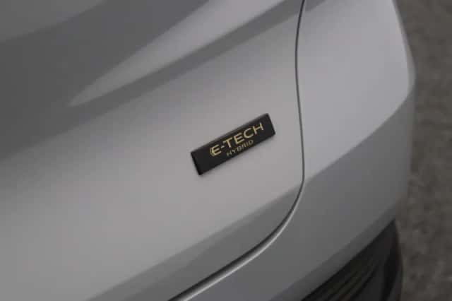 Renault Captur (2025) thumbnail 30
