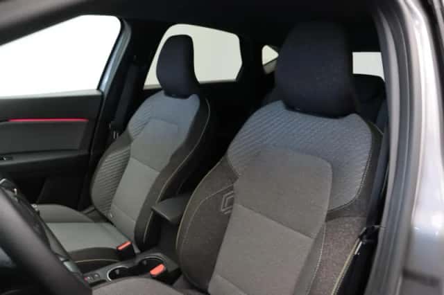 Renault Captur (2024) thumbnail 29