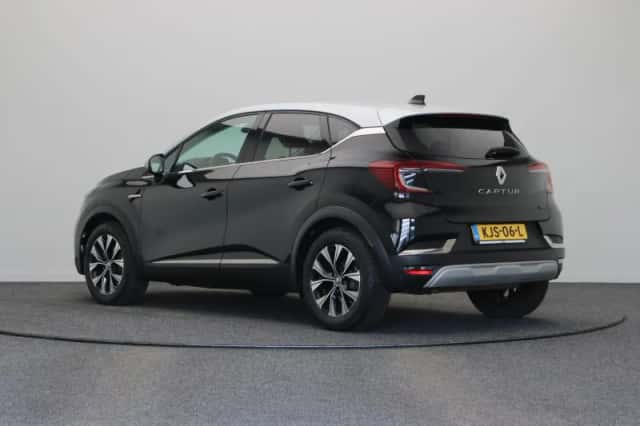 Renault Captur (2024) thumbnail 2