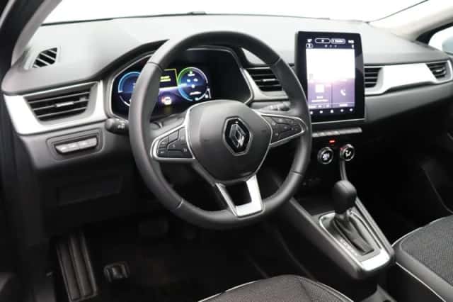 Renault Captur (2024) thumbnail 17