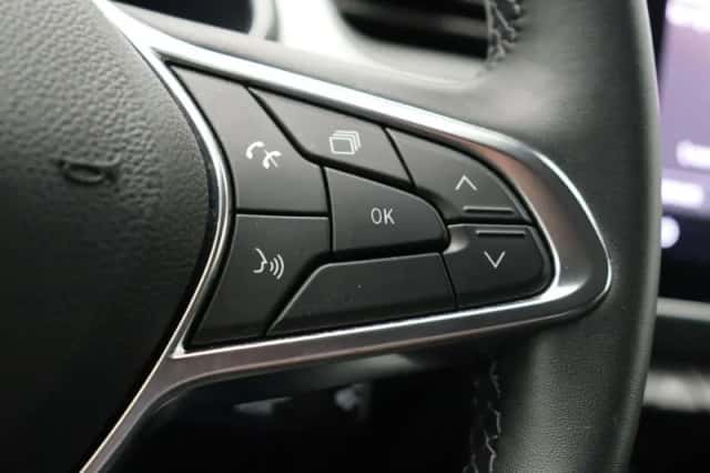 Renault Captur (2024) thumbnail 22