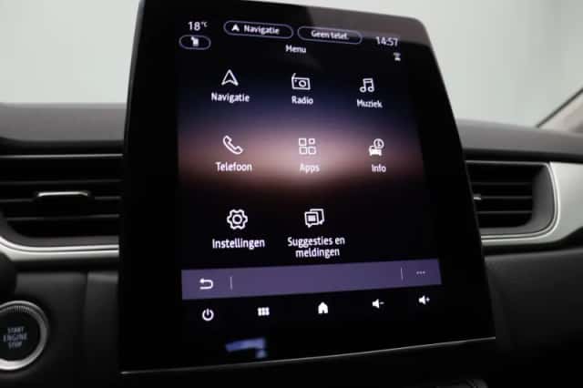 Renault Captur (2024) thumbnail 33