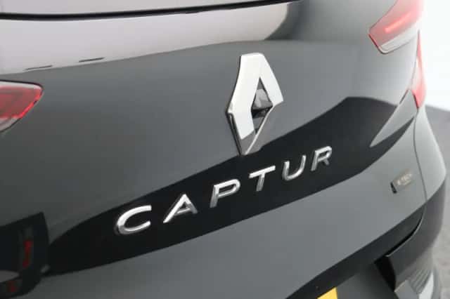 Renault Captur (2024) thumbnail 41