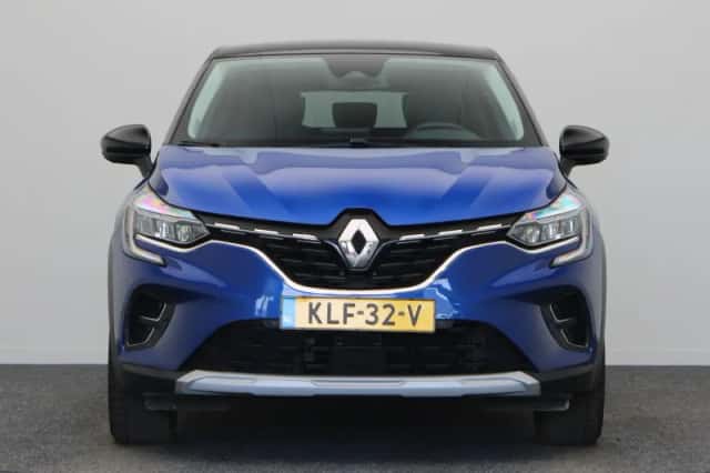 Renault Captur (2024) thumbnail 6