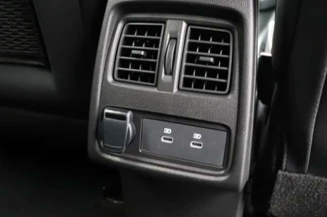 Renault Captur (2026) thumbnail 5