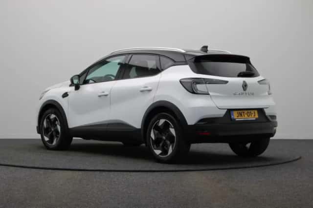 Renault Captur (2024) thumbnail 2