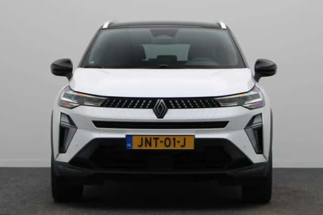 Renault Captur (2024) thumbnail 4