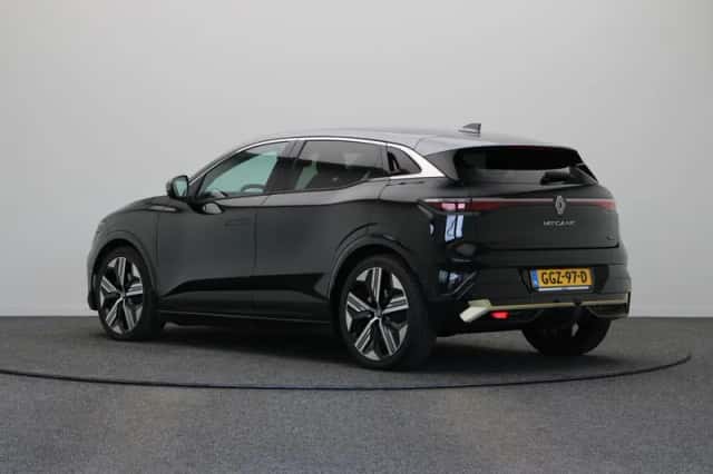 Renault Mégane E-Tech (2024) thumbnail 2