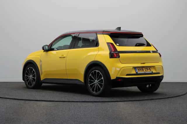 Renault 5 (2025) thumbnail 2