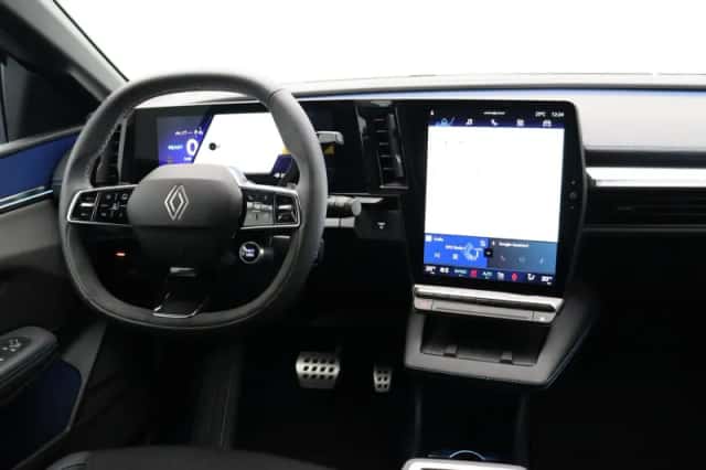 Renault Mégane E-Tech (2025) thumbnail 5