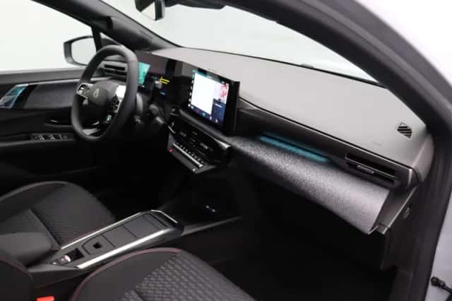 Renault Clio (2026) thumbnail 5