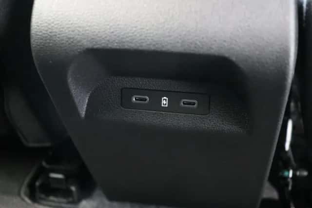 Renault Mégane E-Tech (2023) thumbnail 5