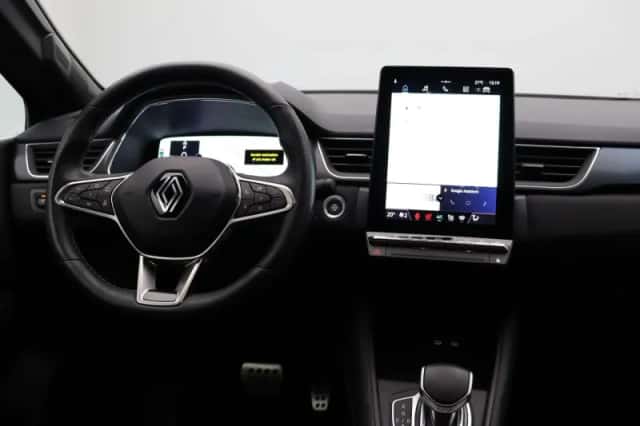 Renault Captur (2024) thumbnail 5