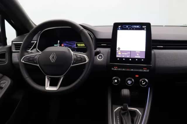 Renault Clio (2024) thumbnail 4
