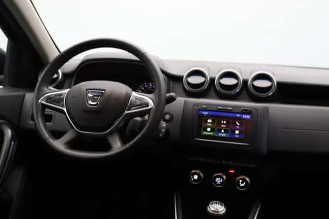 Dacia Duster (2020) thumbnail 4