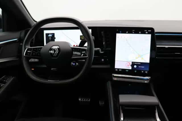 Renault Austral (2024) thumbnail 5