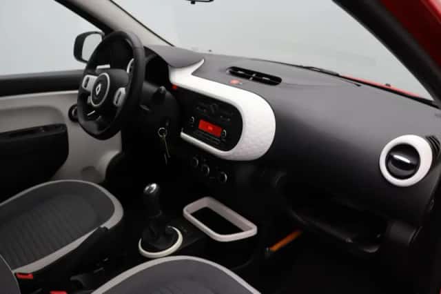 Renault Twingo (2016) thumbnail 5