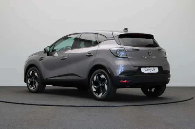 Renault Captur (2026) thumbnail 2