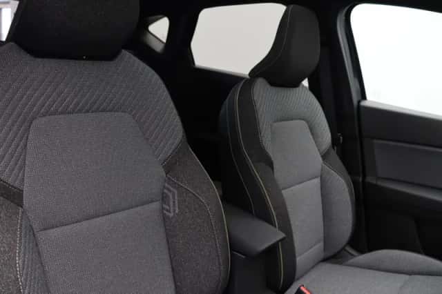 Renault Captur (2026) thumbnail 5