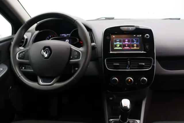 Renault Clio (2019) thumbnail 4