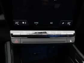Renault Austral (2024) thumbnail 28