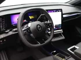 Renault Mégane E-Tech (2025) thumbnail 16