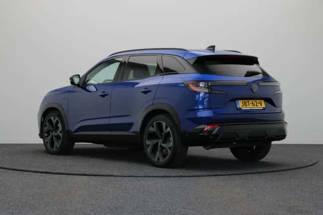 Renault Austral (2024) thumbnail 2