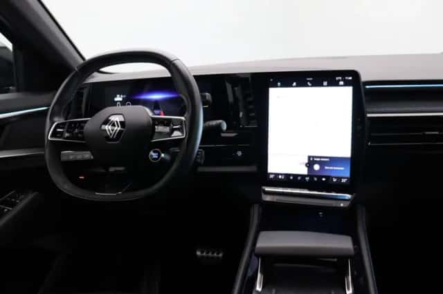 Renault Austral (2024) thumbnail 5