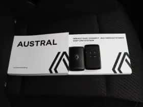 Renault Austral (2024) thumbnail 42