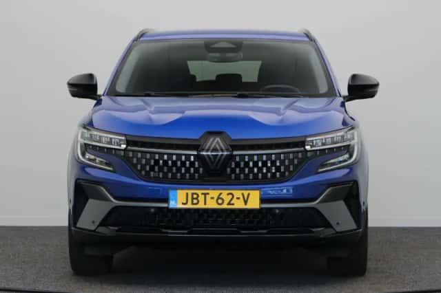 Renault Austral (2024) thumbnail 6