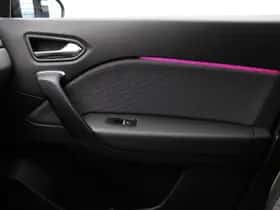 Renault Captur (2024) thumbnail 28