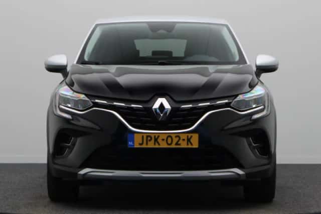 Renault Captur (2024) thumbnail 4