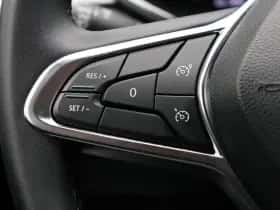 Renault Captur (2024) thumbnail 46