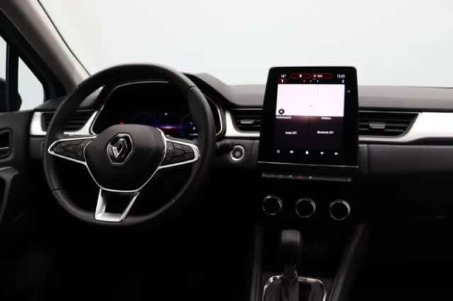 Renault Captur (2024) thumbnail 5