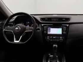 Nissan X-Trail (2019) thumbnail 5