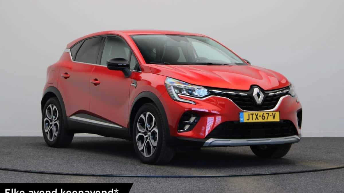 Renault Captur (2023) — foto 1