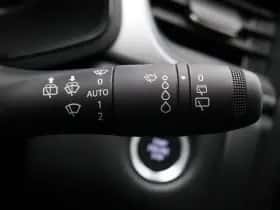 Renault Captur (2023) thumbnail 11
