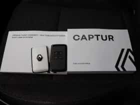 Renault Captur (2023) thumbnail 25