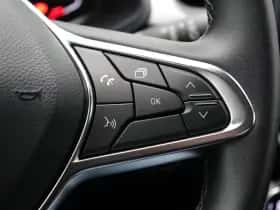 Renault Captur (2023) thumbnail 45