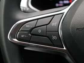 Renault Captur (2024) thumbnail 21