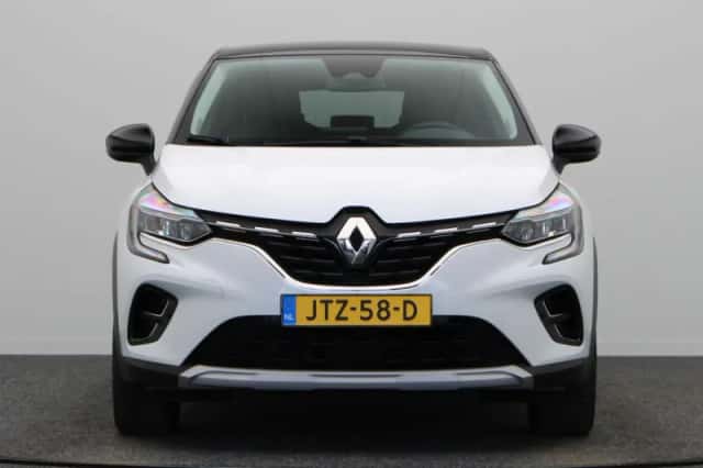 Renault Captur (2024) thumbnail 6
