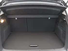 Renault Captur (2024) thumbnail 4