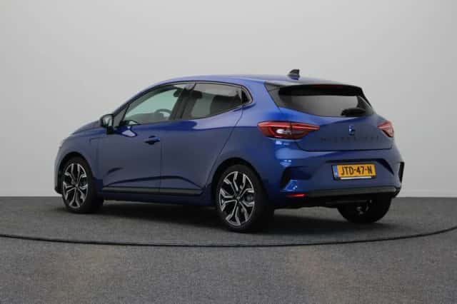 Mitsubishi Colt (2025) thumbnail 2